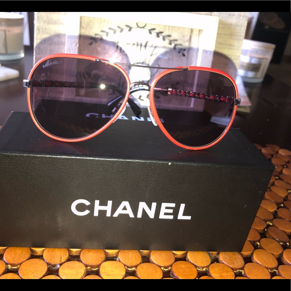 Early morning SALE..Authentic Chanel Sunglasses 🕶